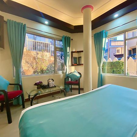 Riversun Hotel Mall Road Mussoorie Dış mekan fotoğraf
